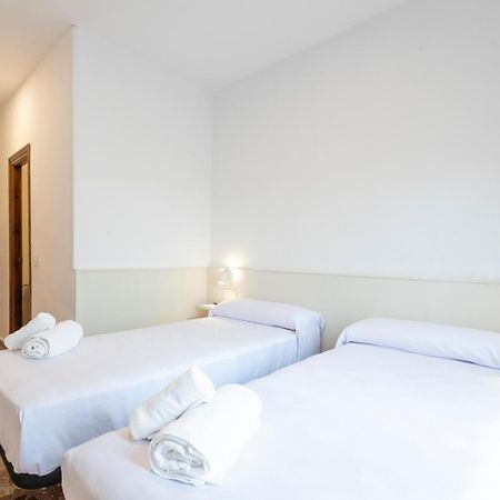 Hostal La Via Verde Sarrion Екстер'єр фото