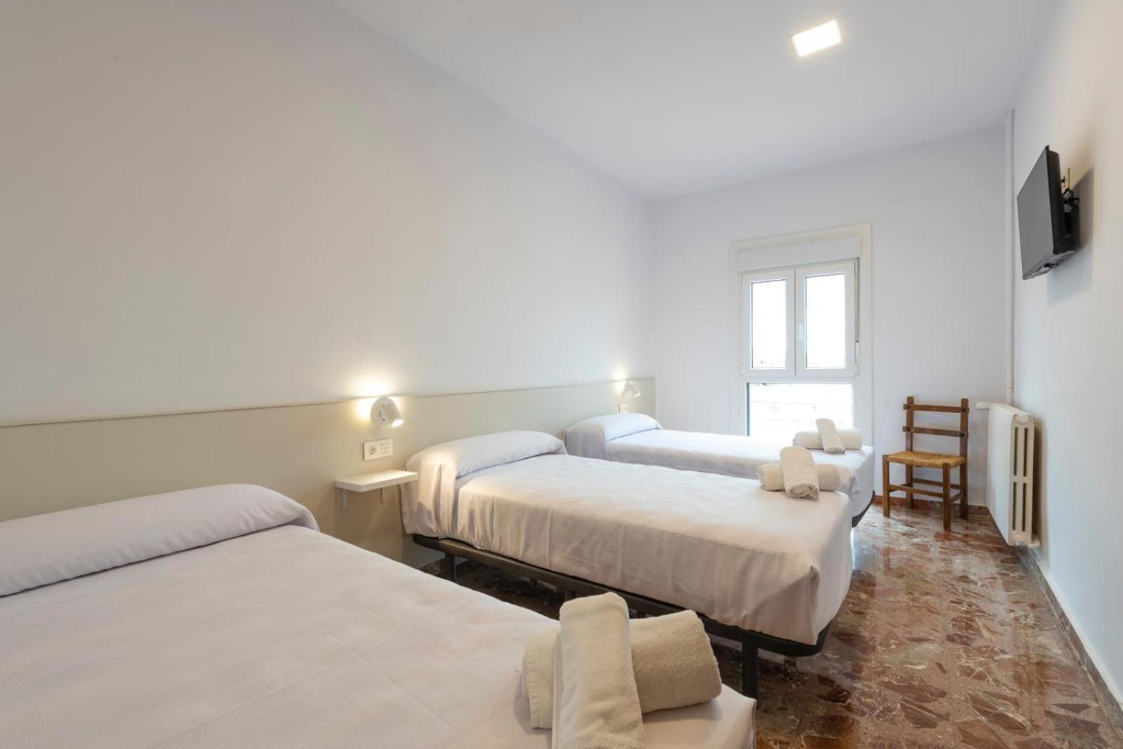Hostal La Via Verde Sarrion Екстер'єр фото