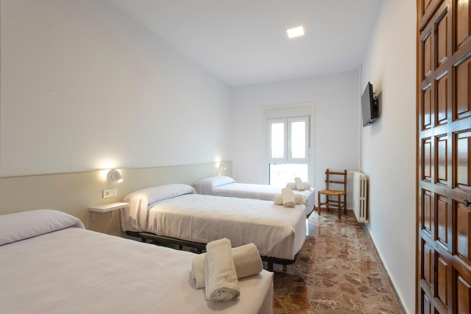Hostal La Via Verde Sarrion Екстер'єр фото